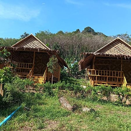 Baanchomjan Kohyaoyai Apartment Ban Nai Wat Exterior photo