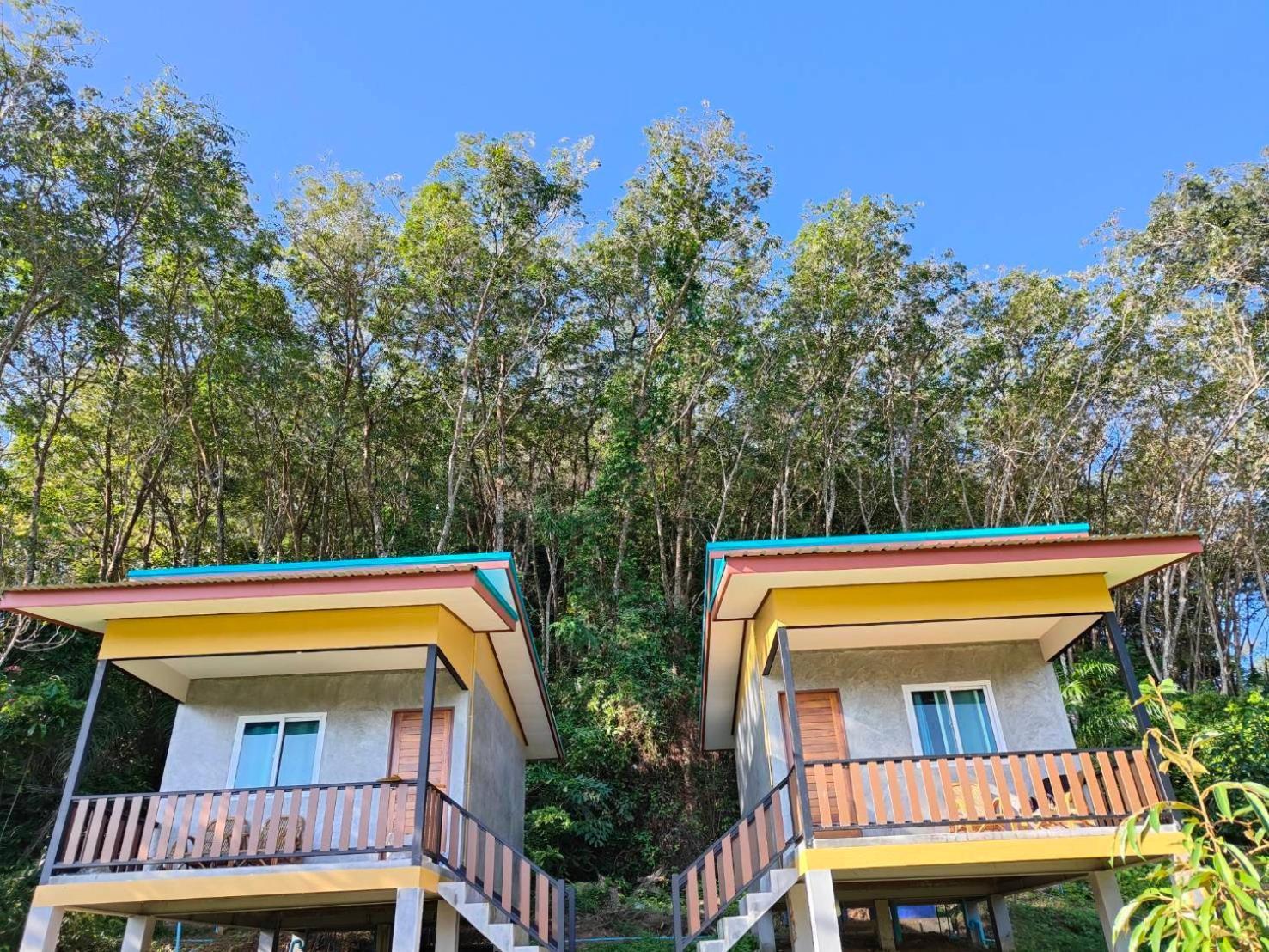 Baanchomjan Kohyaoyai Apartment Ban Nai Wat Exterior photo